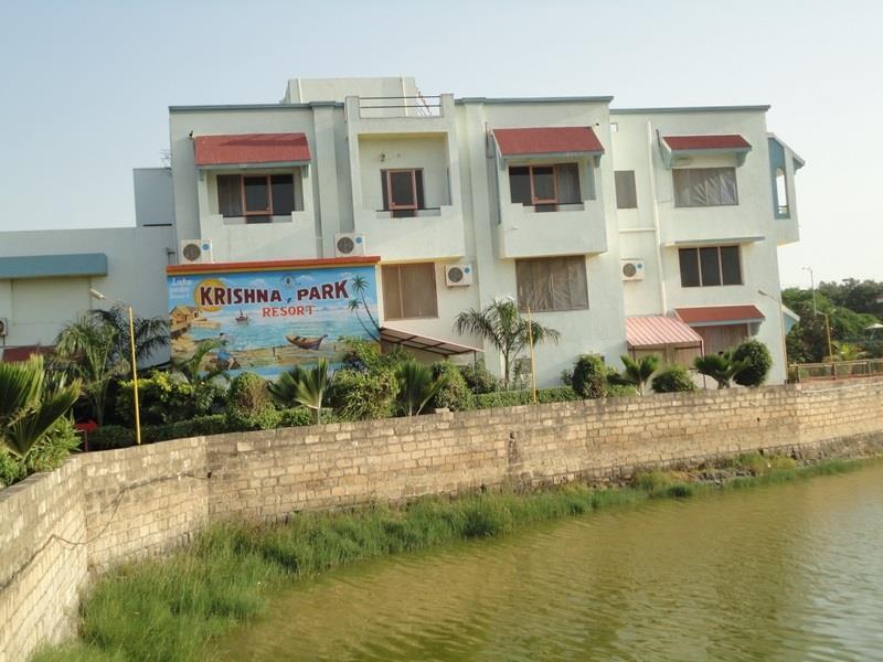 Hotel Krishna Park Resort 迪乌 外观 照片