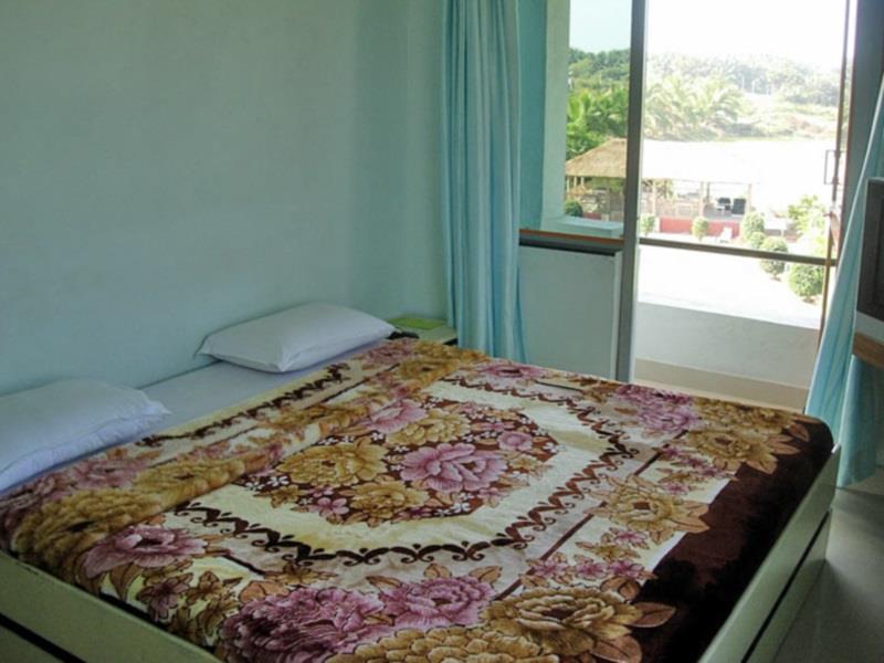 Hotel Krishna Park Resort 迪乌 外观 照片