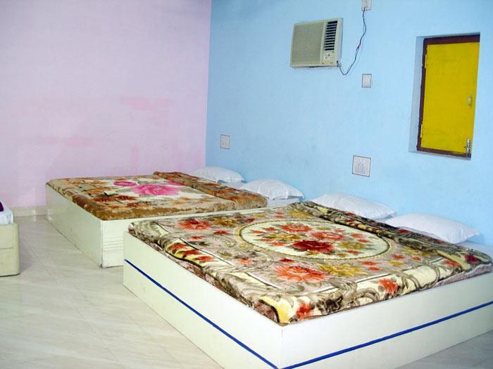 Hotel Krishna Park Resort 迪乌 外观 照片